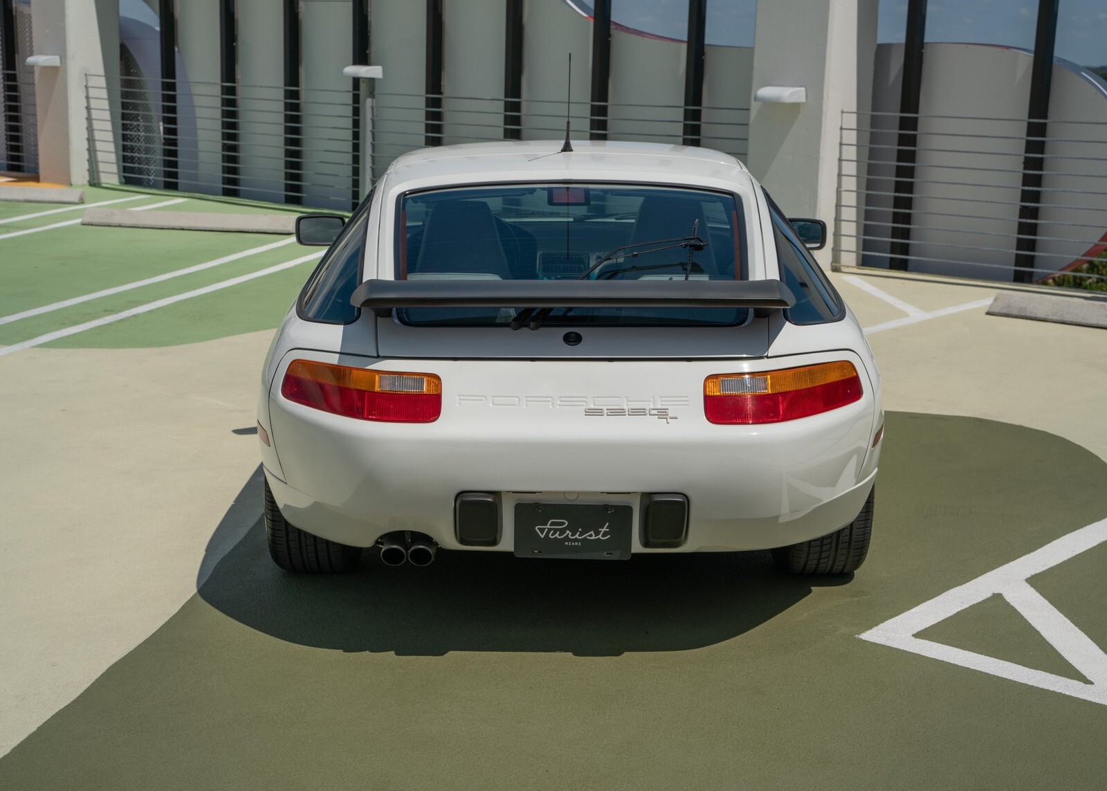 White 1991 Porsche 928 Coupe with Grey interior