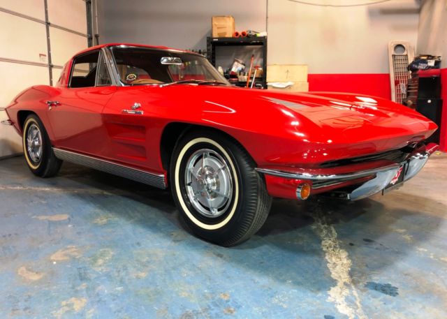 Riverside Red 1963 Chevrolet Corvette Split Window with Saddle interior