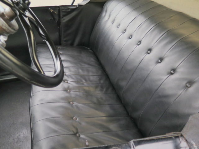 Black 1926 Ford Model T Pickup (Truck) with Black interior