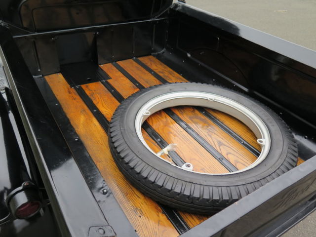 Black 1926 Ford Model T Pickup (Truck) with Black interior