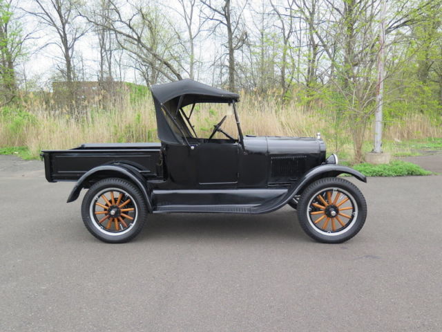 Black 1926 Ford Model T Pickup (Truck) with Black interior