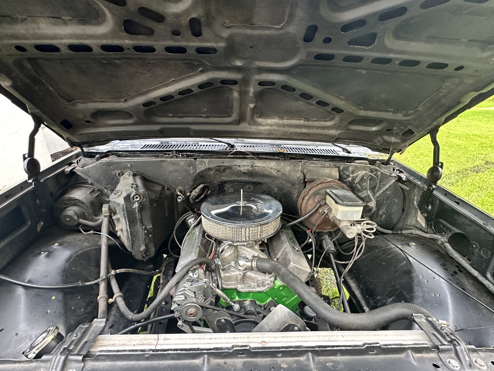 Black 1985 Chevrolet Other Pickups Standard Cab Pickup with Black interior