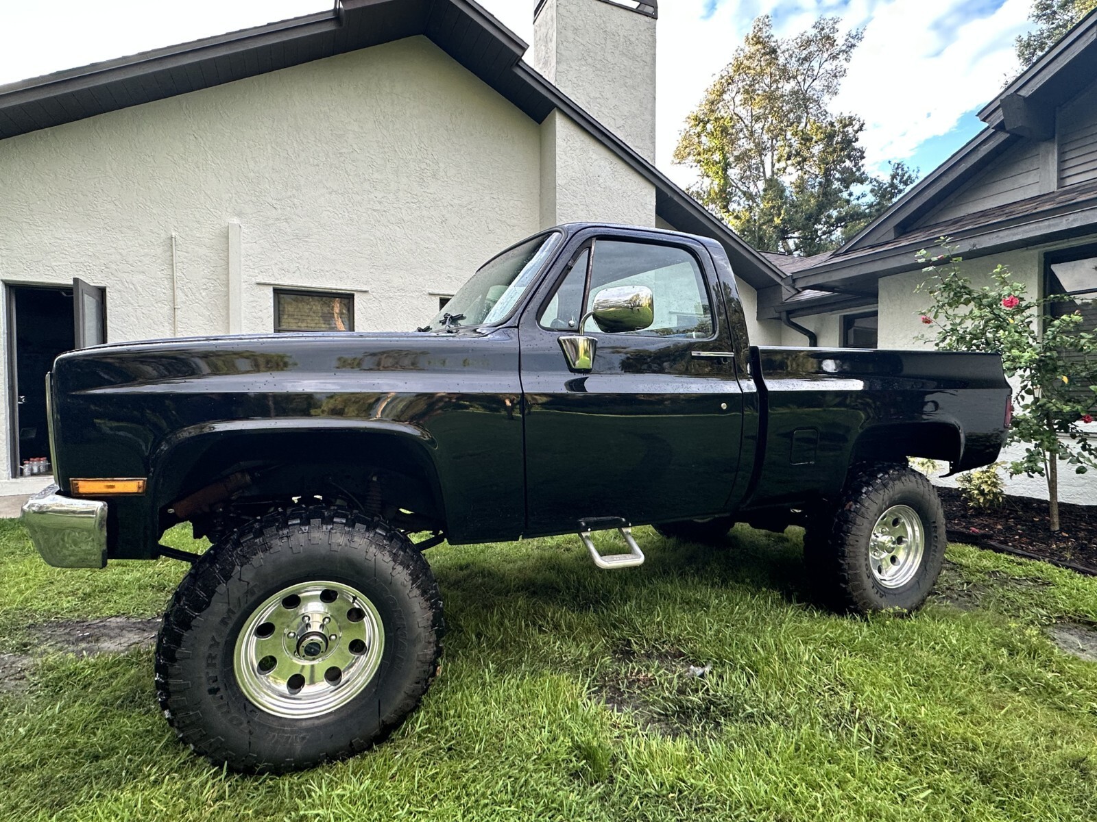 Black 1985 Chevrolet Other Pickups Standard Cab Pickup with Black interior