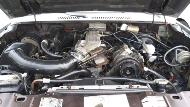 White 1988 Ford Bronco II SUV with Tan interior